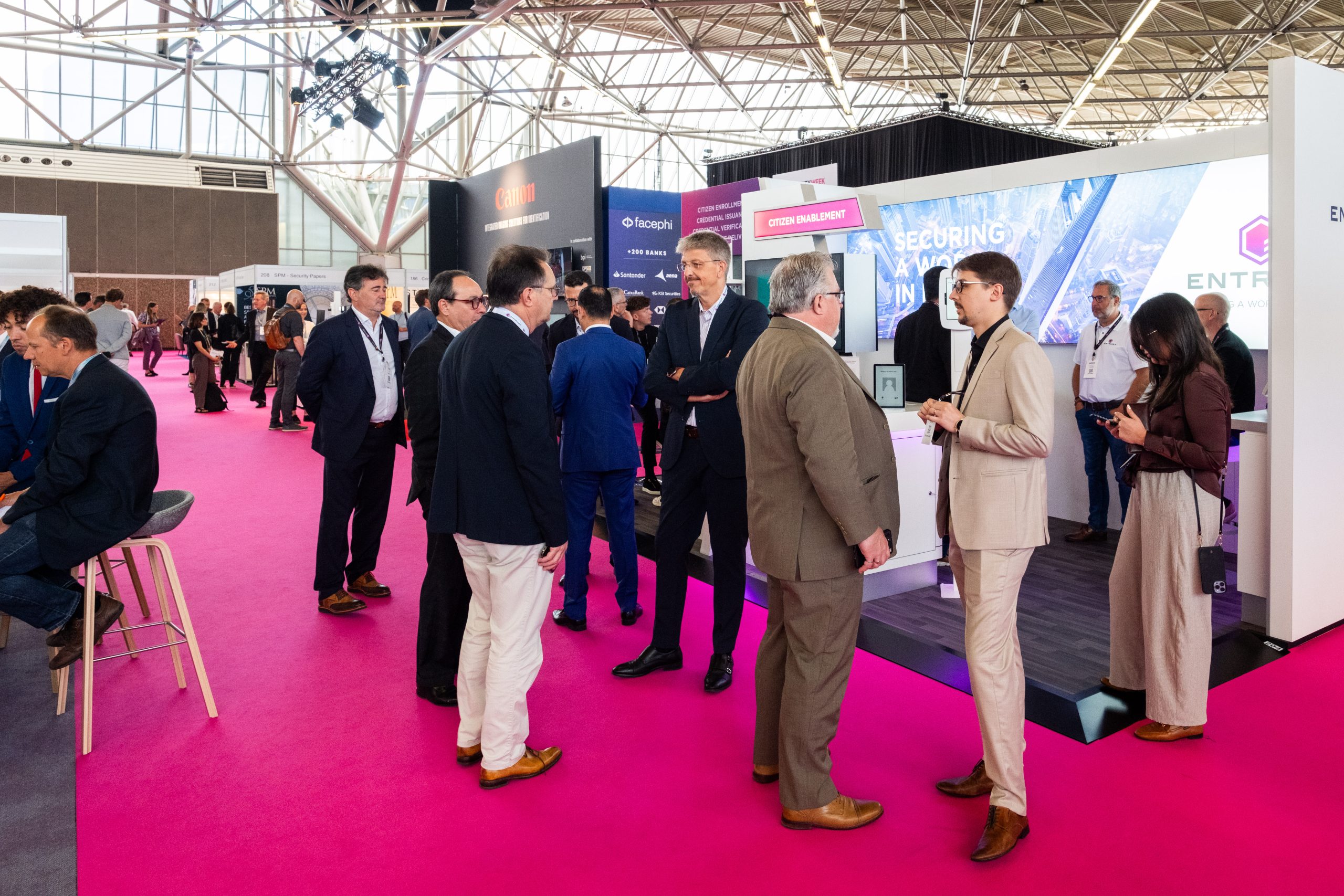 Be seen by senior decision-makers in the identity ecosystem…